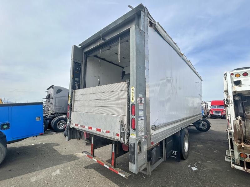 2025 Freightliner All other VIN 3ALACXFC3SDWD6749 COPART salvage auction — ROLLOVER, NE - CERT OF TITLE-SALVAGE, sold $9,600 on 2026-07-17 (photo 3)