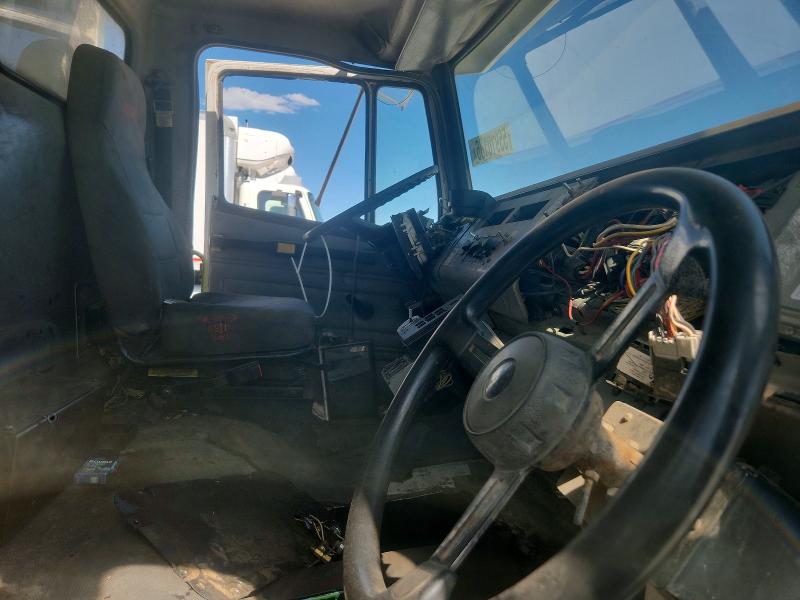 2001 Freightliner All other VIN 1FVABXBS81HH58362 COPART salvage auction — FRONT END, FL - CERTIFICATE OF DESTRUCTION (P), sold $1,500 on 2026-07-09 (photo 5)