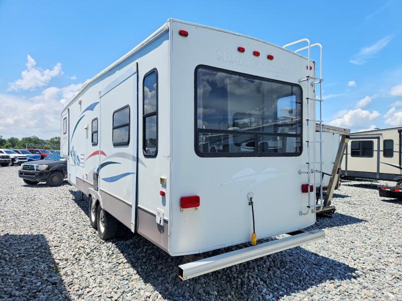 2004 Keystone Mountainee VIN 4YDF328284F701937 COPART salvage auction — MINOR DENT/SCRATCHES, RB, sold $15 on 2026-07-09 (photo 3)