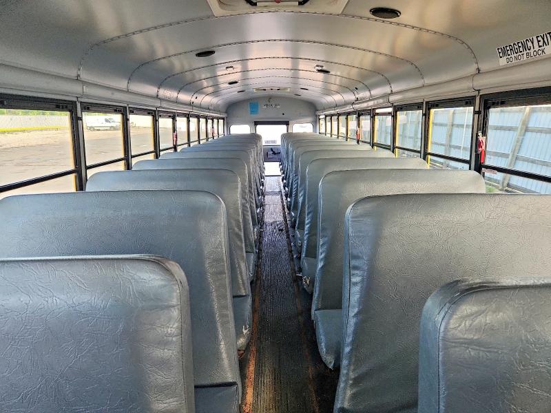 2013 Thomas Saf-t-line VIN 1T88S9E29D1162266 COPART salvage auction — NORMAL WEAR, CT, sold $1,450 on 2026-07-07 (photo 6)