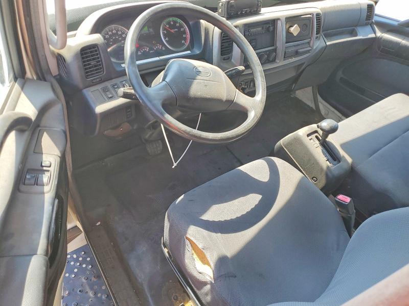 2011 Hino All other VIN 5PVNV8JVXB4S51863 COPART salvage auction — MINOR DENT/SCRATCHES, CA - DIS/DLR/EXP ONLY CLEAN TITLE, sold $4,000 on 2026-07-28 (photo 8)