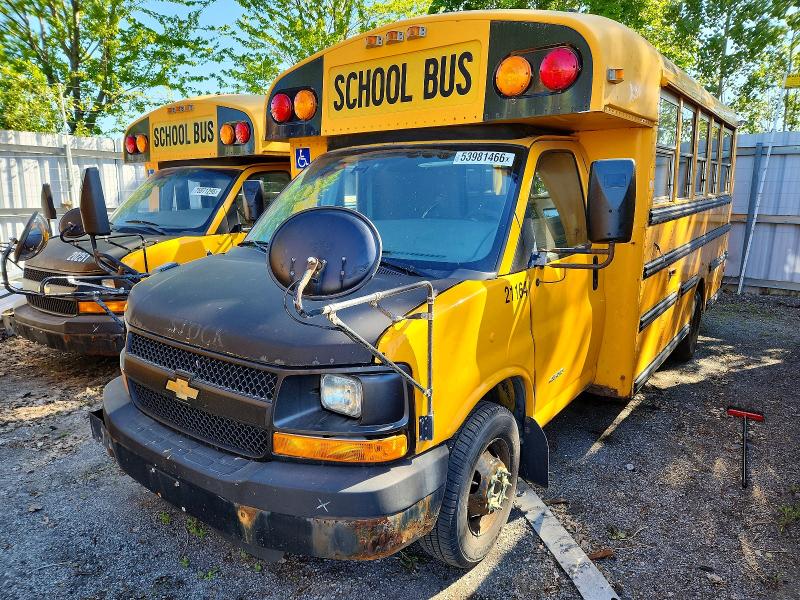 2011 Thomas Minotour g VIN 1GB6G5BG7B1105181 COPART salvage auction — NORMAL WEAR, ON - PERMIT NO BRAND - FIT, sold $1,400 on 2026-09-01 (photo 2)