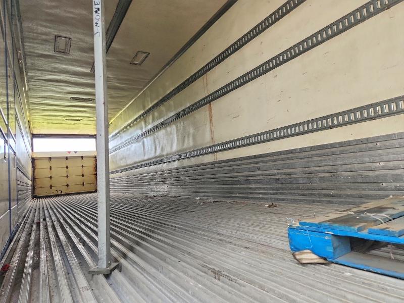2009 Utility trailer manufacture Trailer VIN 1UYVS24819U645212 COPART salvage auction — FRONT END, CT, sold $25 on 2026-07-28 (photo 9)