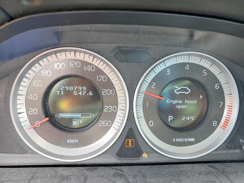 2012 Volvo Xc70 VIN YV4902BZ8C1138394 COPART salvage auction — FRONT END, ON - PERMIT NO BRAND - UNFIT, sold $475 on 2026-08-20 (photo 9)