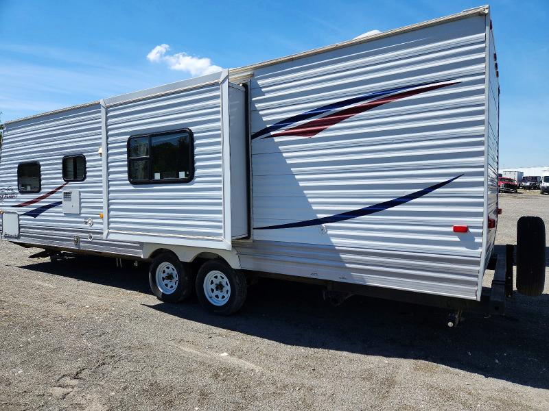 2009 Jayc Flight VIN 1UJBJ02P4918D0404 COPART salvage auction — HAIL, SC, sold $2,050 on 2026-07-27 (photo 9)