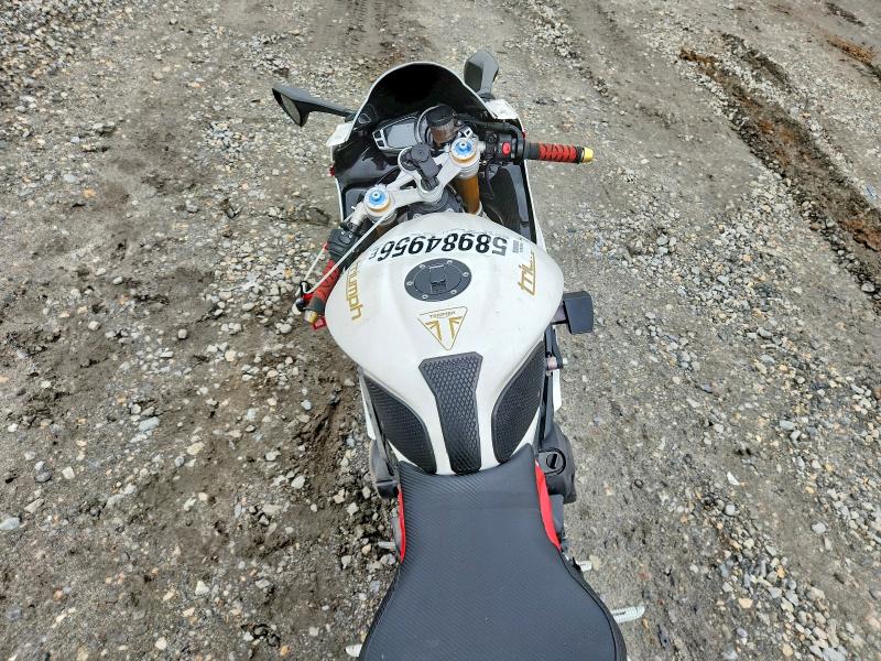 2017 Triumph motorcycle Daytona VIN SMTA02YK7HJ787459 COPART salvage auction — FRONT END, PS, sold $2,900 on 2026-07-16 (photo 6)