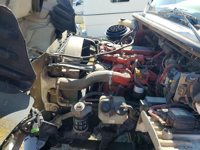 2015 Freightliner All other VIN 3ALACXDT6FDGF3430 COPART salvage auction — VANDALISM, CA - SALVAGE CERTIFICATE, sold $3,150 on 2026-07-09 (photo 7)