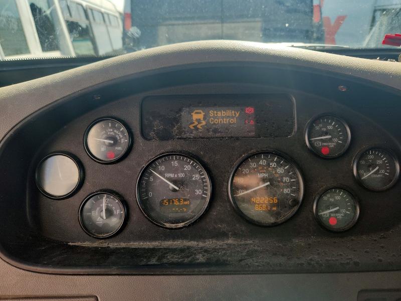 2019 Peterbilt All other VIN 2NP3KM8X1KM237868 COPART salvage auction — NORMAL WEAR, OH - CERTIFICATE OF TITLE, sold $6,900 on 2026-07-07 (photo 8)