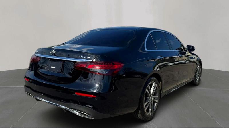 2022 Mercedes-benz E-klasse VIN W1KZF8EBXNB029411 COPART salvage auction — NORMAL WEAR, NY - CERTIFICATE OF TITLE (P), sold $25,500 on 2026-07-08 (photo 4)