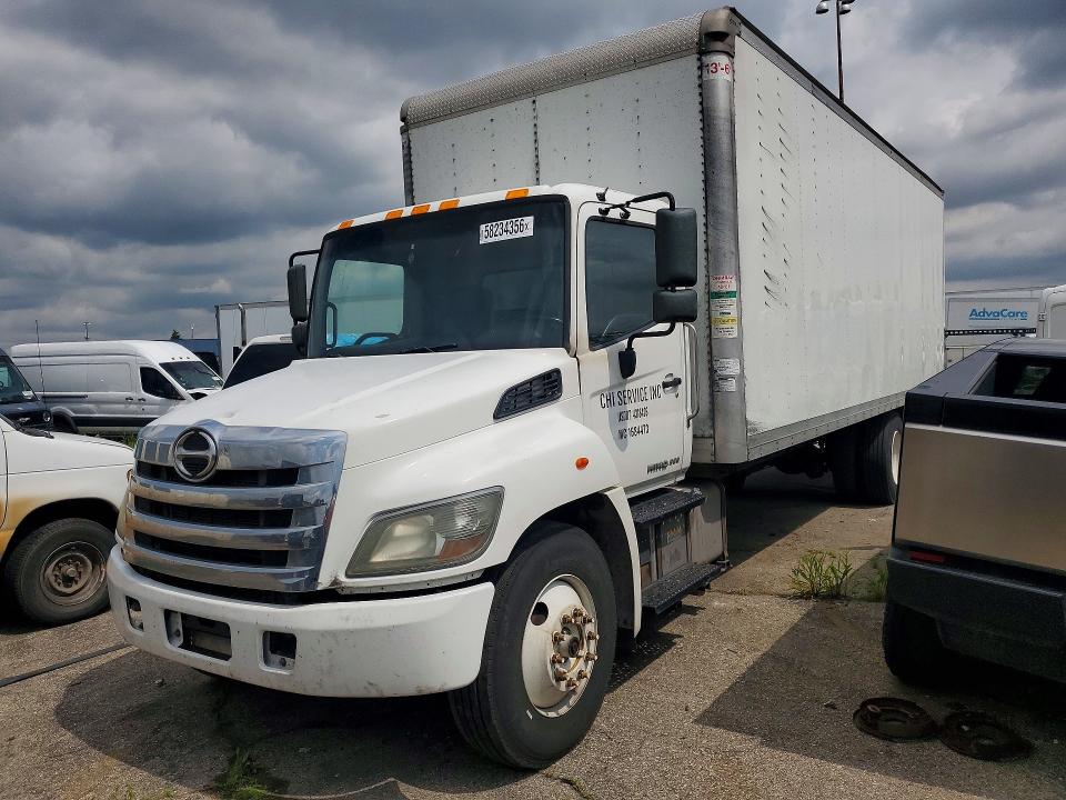 2019 Hino All other VIN 5PVNJ8JV8K4S73968 COPART salvage auction — MINOR DENT/SCRATCHES, PA - DEALER ONLY CLEAN TITLE, sold $1,200 on 2026-07-28 (photo 1)