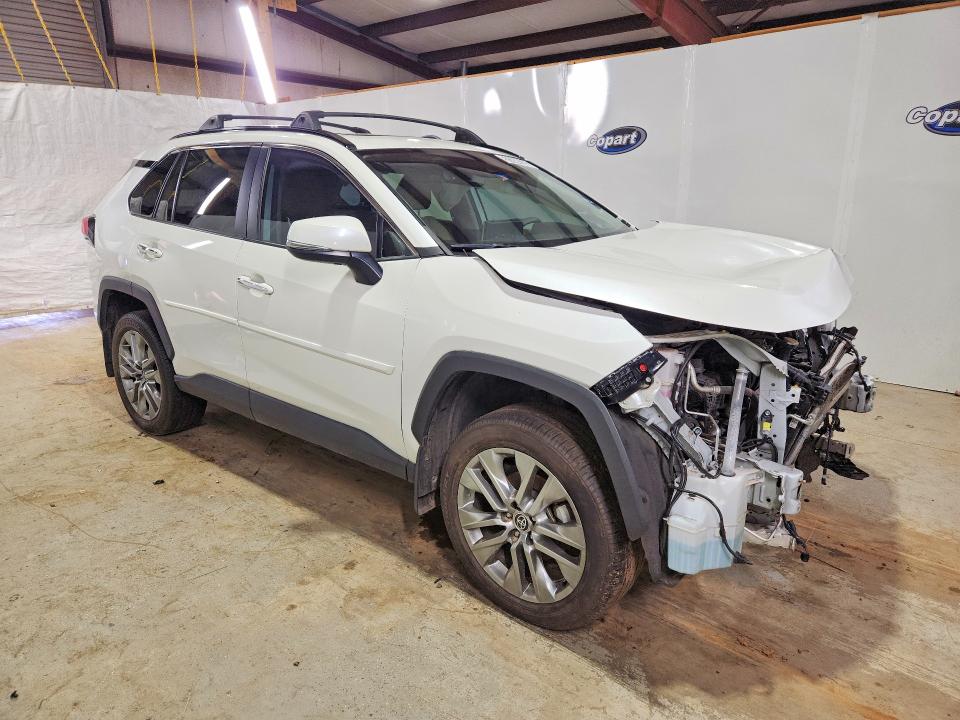 2022 Toyota Rav4 VIN 2T3Y1RFV7NW235635 COPART salvage auction — FRONT END, CT, sold $8,800 on 2026-07-28 (photo 4)