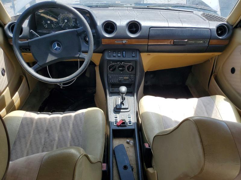1981 Merz 280-class VIN WDB12303312090551 COPART salvage auction — NORMAL WEAR, DT, sold $150 on 2026-07-09 (photo 8)