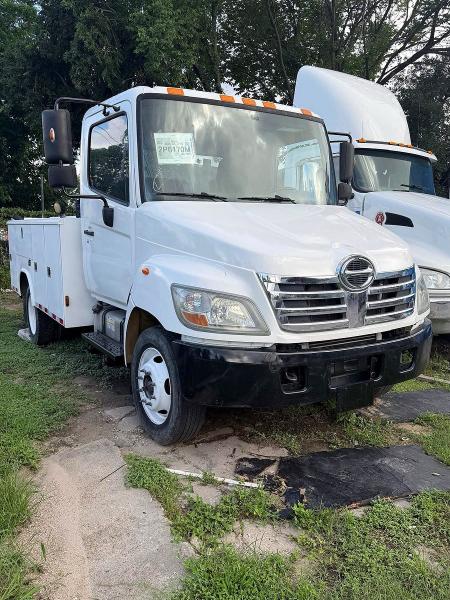 2009 Hino All other VIN 5PVNC6JM294S50444 COPART salvage auction — MINOR DENT/SCRATCHES, WI - CERTIFICATE OF TITLE (P), sold $3,050 on 2026-07-14 (photo 1)