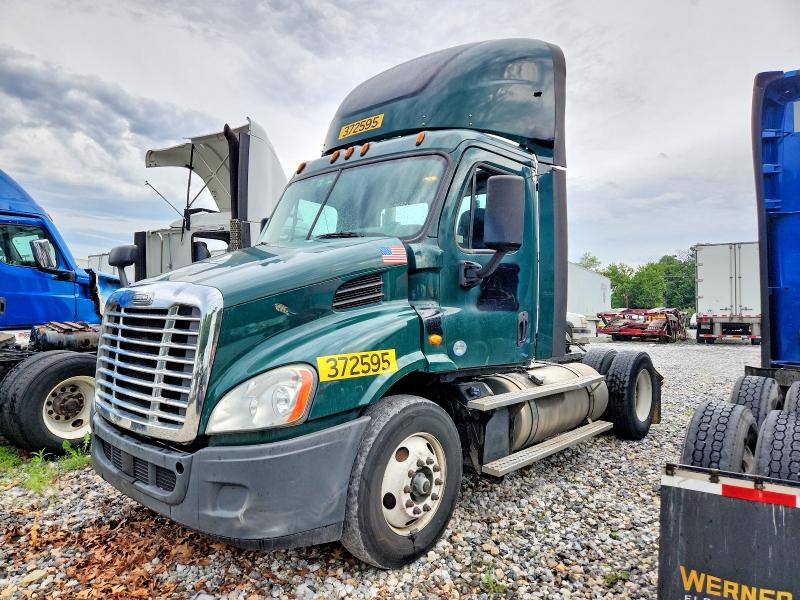 2018 Freightliner All other VIN 3AKBGADV9JSJL4423 COPART salvage auction — MECHANICAL, OK - CERTIFICATE OF TITLE, sold $1,100 on 2026-07-21 (photo 2)