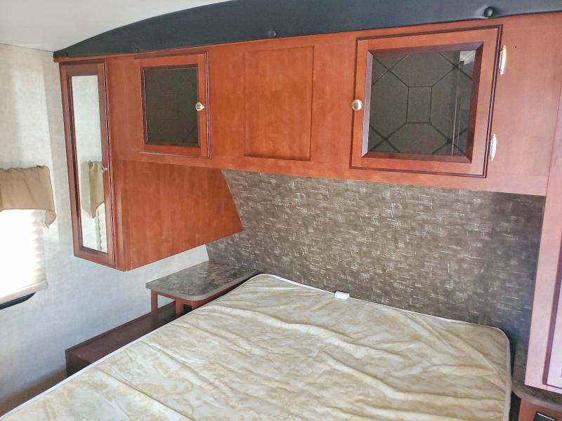 2015 Heartland rv Mallard n VIN 5SFNB3326FE299050 COPART salvage auction — WATER/FLOOD, MO - SALVAGE CERTIFICATE OF TITLE, sold $100 on 2026-07-09 (photo 5)