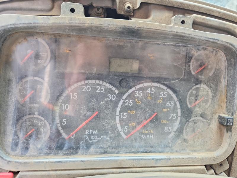 2006 Freightliner All models VIN 1FVACXDCX6HW47464 COPART salvage auction — NORMAL WEAR, FL - CERTIFICATE OF DESTRUCTION (P), sold $1,550 on 2026-07-09 (photo 8)