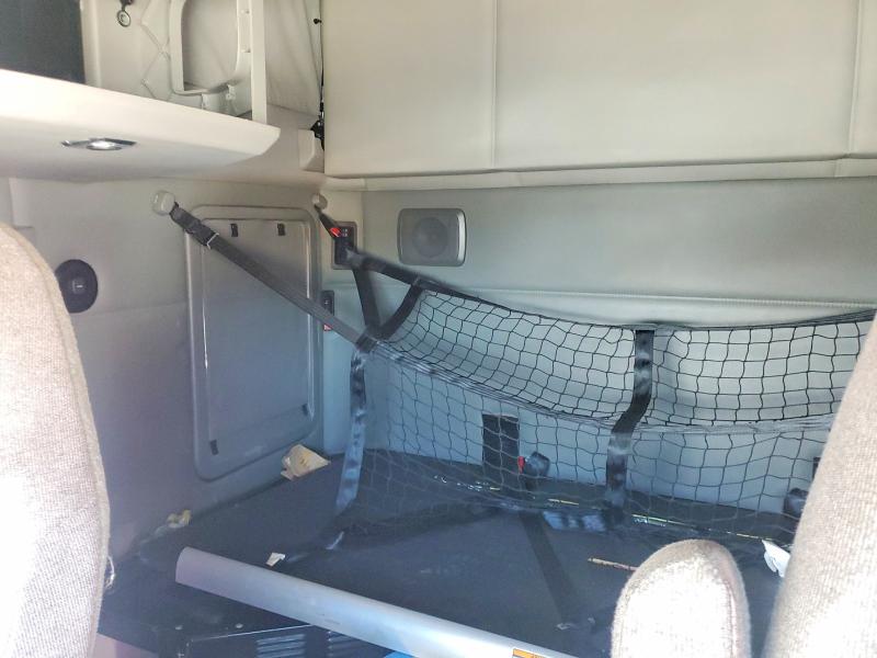 2020 Kenworth All other VIN 1XKYD49X3LJ372756 COPART salvage auction — FRONT END, FL - CERTIFICATE OF DESTRUCTION, sold $6,800 on 2026-07-09 (photo 6)