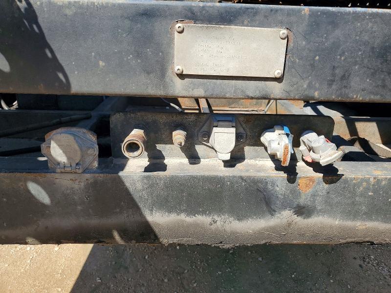 1995 Eagl Trailer VIN 1E9CH5220SF057001 COPART salvage auction — MINOR DENT/SCRATCHES, CT, sold $80 on 2026-07-29 (photo 8)