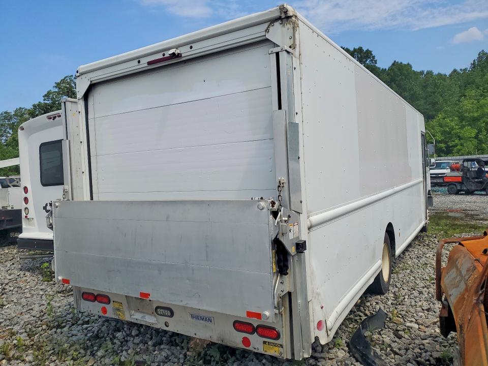 2014 Freightliner All models VIN 4UZAC3DV6ECFL0612 COPART salvage auction — NORMAL WEAR, AL - CERTIFICATE OF TITLE, sold $4,800 on 2026-07-30 (photo 3)