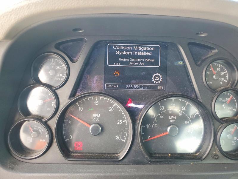 2018 Peterbilt All other VIN 1XPBA48X4JD478137 COPART salvage auction — MINOR DENT/SCRATCHES, CT, sold $7,400 on 2026-07-16 (photo 8)