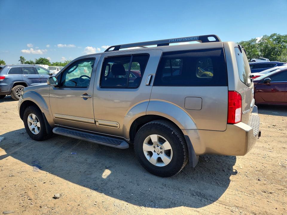 2005 Niss Pathfinder VIN 5N1AR18W35C768484 COPART salvage auction — MINOR DENT/SCRATCHES, CT, sold $550 on 2026-07-09 (photo 2)