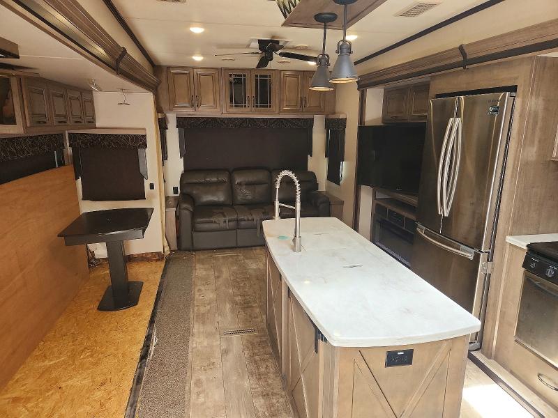 2019 Kz Durango VIN 4EZFV3625K6086958 COPART salvage auction — SIDE, ST, sold $6,000 on 2026-09-01 (photo 6)