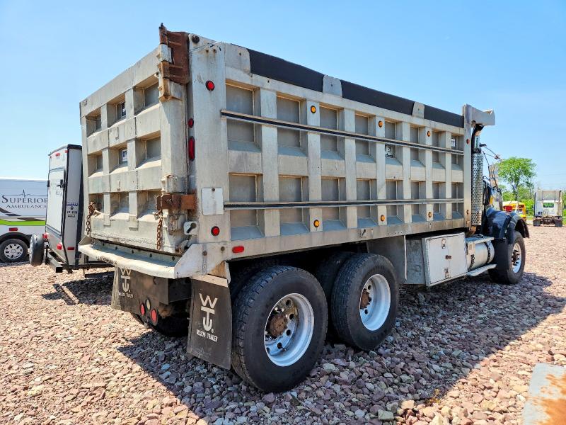 1999 Kenworth All other VIN 1NKDXUEX0XJ827302 COPART salvage auction — SIDE, PA - CERTIFICATE OF SALVAGE, sold $12,800 on 2026-07-08 (photo 4)