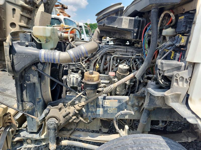 2017 Kenworth All other VIN 1XKZDP9X3HJ168598 COPART salvage auction — NORMAL WEAR, NC - CERTIFICATE OF TITLE (P), sold $15,700 on 2026-07-07 (photo 7)