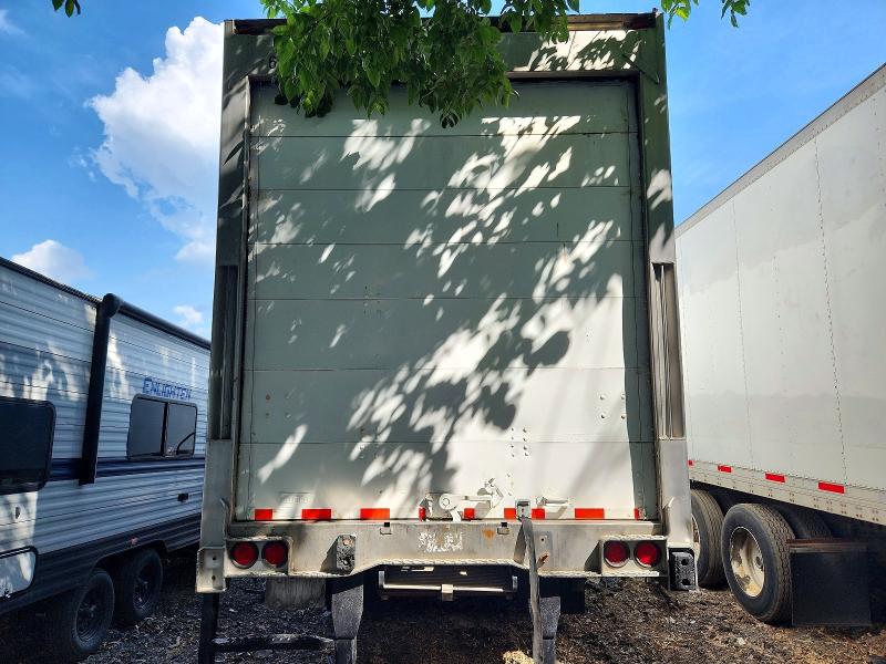 2017 Utility Vs2ra VIN 1UYVS248XH6071504 COPART salvage auction — NORMAL WEAR, CT, sold $175 on 2026-08-25 (photo 8)