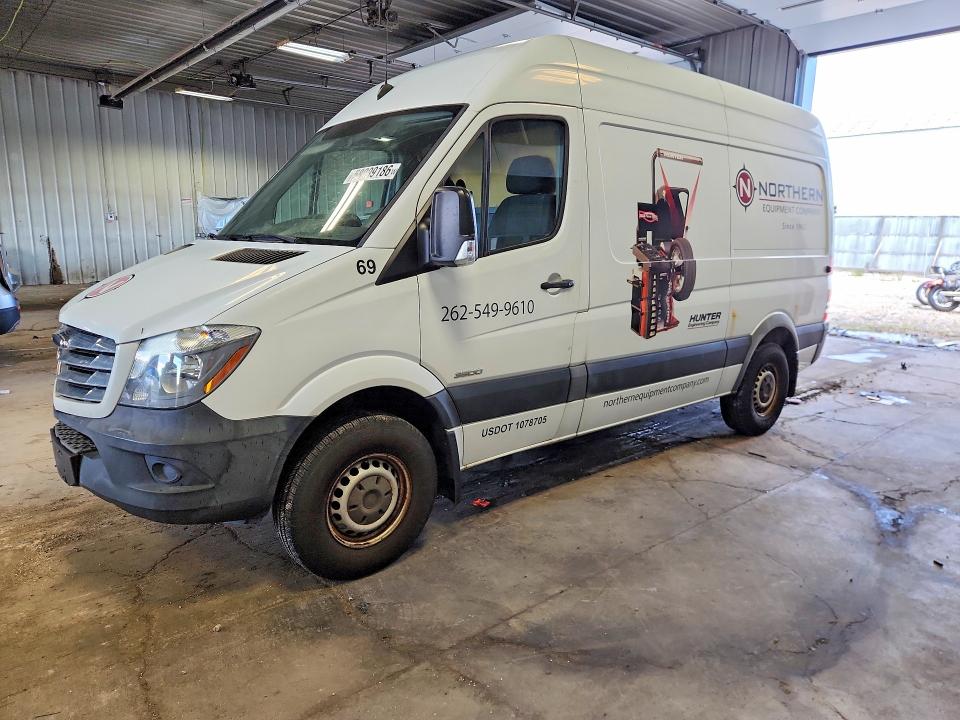 2016 Freightliner Sprinter VIN WDYPE7DD4GP291744 COPART salvage auction — MINOR DENT/SCRATCHES, CT, sold $1,300 on 2026-07-20 (photo 1)