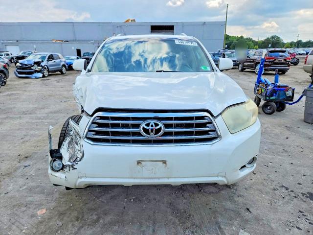 2009 Toyota Highlander VIN JTEDS42A292086661 COPART salvage auction — FRONT END, Va - Certificate Of Title, sold $2,700 on 2026-07-15 (photo 5)