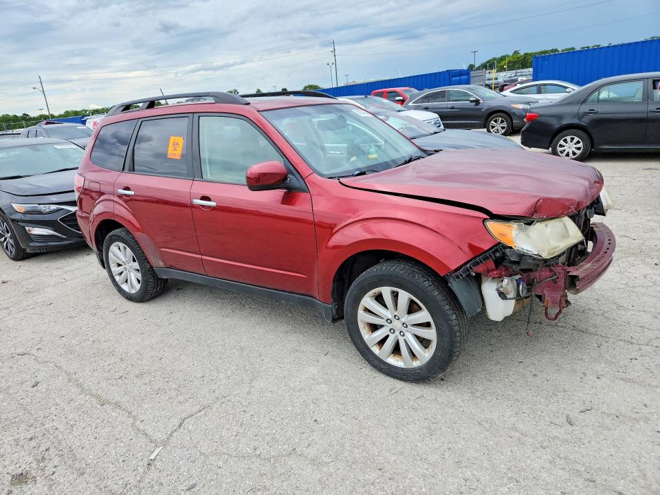 2011 Subaru Forester VIN JF2SHBECXBH703515 COPART salvage auction — FRONT END, Il - Salvage Certificate, sold $425 on 2026-07-31 (photo 4)