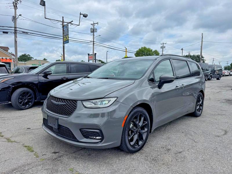 2023 Chrysler Pacifica VIN 2C4RC1BG4PR516926 COPART salvage auction — NORMAL WEAR, NJ - CERTIFICATE OF TITLE (P), sold $10,200 on 2026-07-18 (photo 2)