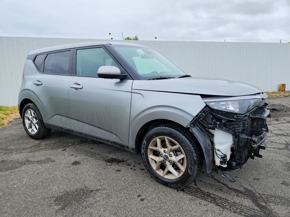 2025 Kia Soul VIN KNDJ23AU5S7946204 COPART salvage auction — FRONT END, Il - Certificate Of Title, sold $9,300 on 2026-07-06 (photo 4)