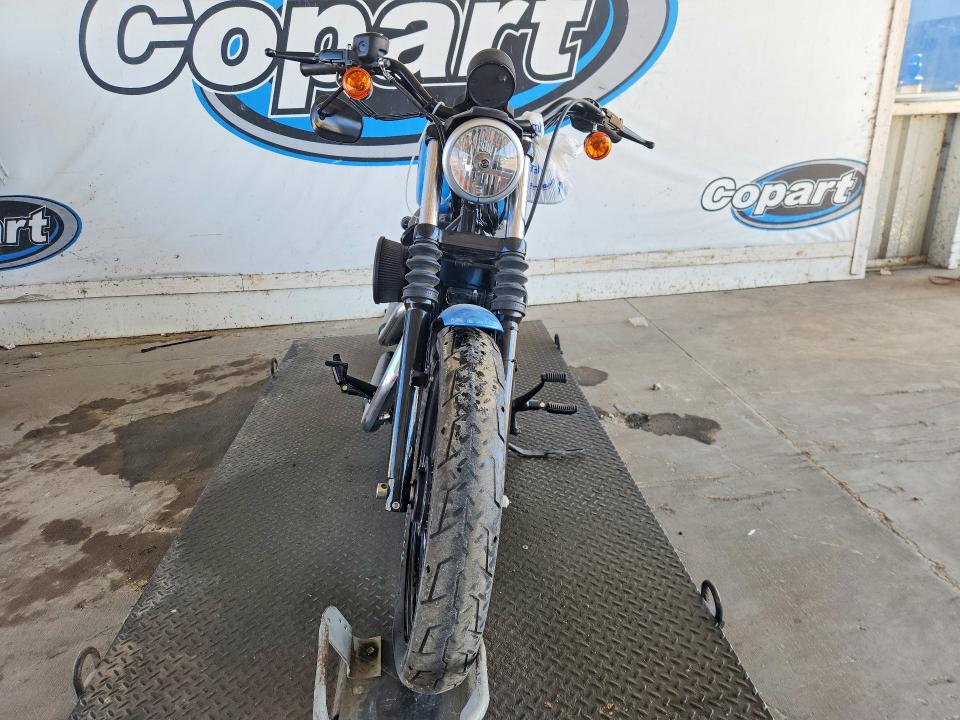 2011 Harley-davidson Sprtstr120 VIN 1HD1CZ318BC435742 COPART salvage auction — NORMAL WEAR, TX - CERTIFICATE OF TITLE, sold $1,050 on 2026-07-23 (photo 2)