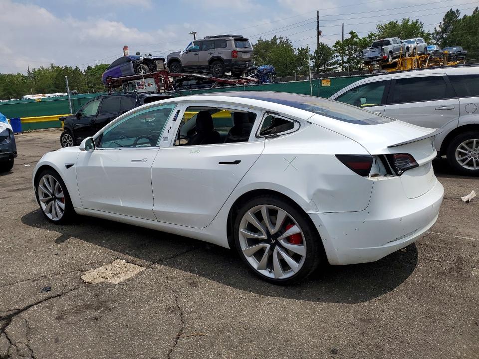 2018 Tesla Model 3 VIN 5YJ3E1EB5JF151501 COPART salvage auction — SIDE, Co - Public - Salvage Title, sold $8,500 on 2026-08-04 (photo 2)