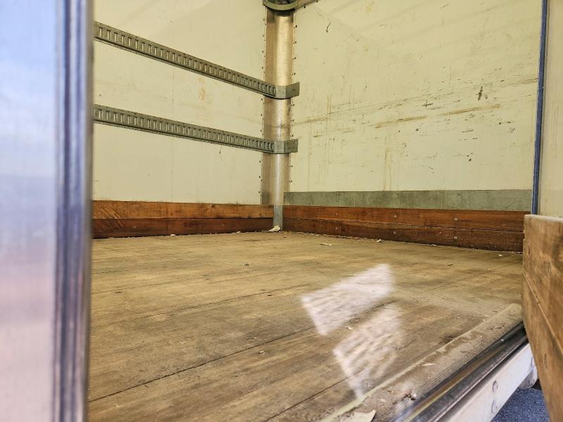 2021 Freightliner All other VIN 3ALACWFC3MDMU0764 COPART salvage auction — MINOR DENT/SCRATCHES, TX - CERTIFICATE OF TITLE, sold $26,000 on 2026-07-07 (photo 6)