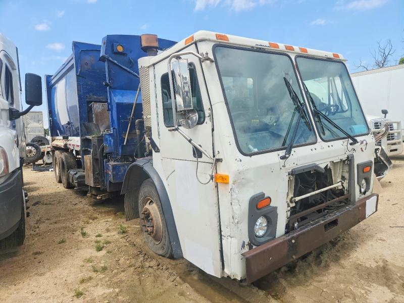 2009 Mack All other VIN 1M2AU02C79M003138 COPART salvage auction — FRONT END, VD, sold $1,500 on 2026-07-09 (photo 1)