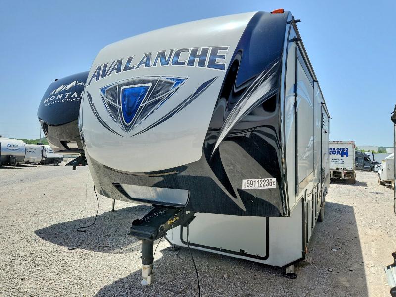 2018 Keystone rv Avalanche VIN 4YDF32024JE760495 COPART salvage auction — WATER/FLOOD, FS, sold $9,899 on 2026-08-15 (photo 2)
