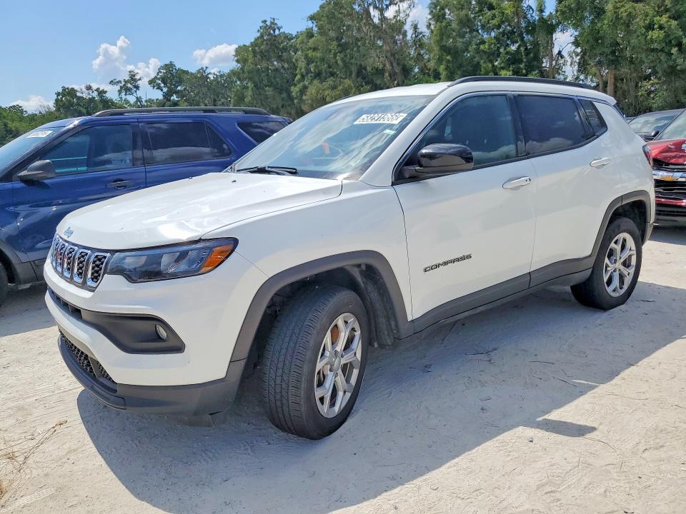 2024 Jeep Compass VIN 3C4NJDBN4RT110147 — COPART salvage auction photo