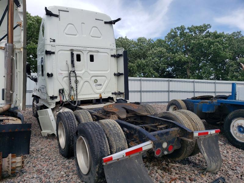 2015 Freightliner All other VIN 1FUJGLBG4FLGL1283 COPART salvage auction — SIDE, VA - CERTIFICATE OF TITLE, sold $2,300 on 2026-07-22 (photo 3)