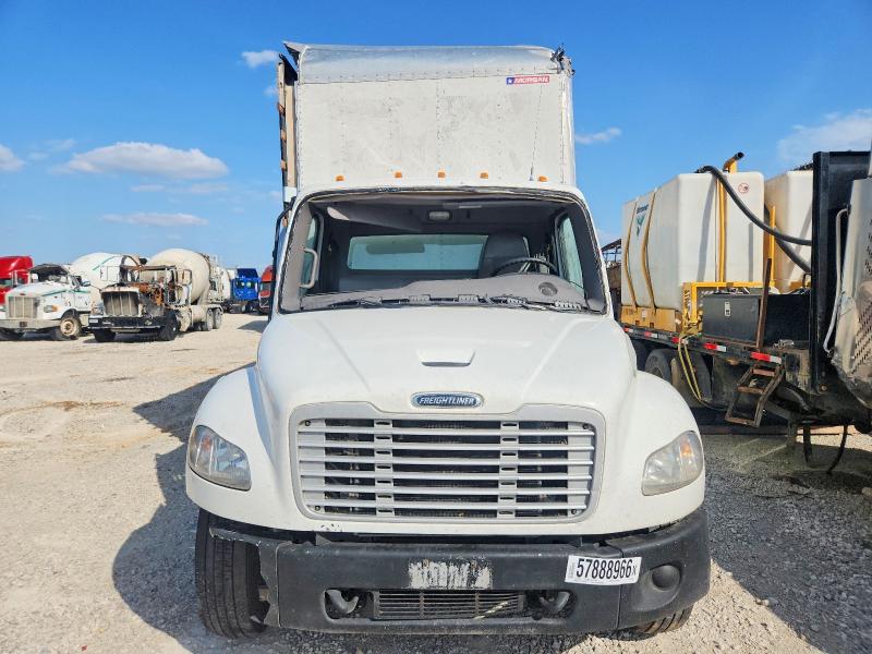 2020 Frht - freightliner All other VIN 3ALACWFC7LDLZ5990 COPART salvage auction — ROOF, TX - SALVAGE VEHICLE TITLE, sold $8,500 on 2026-07-22 (photo 9)
