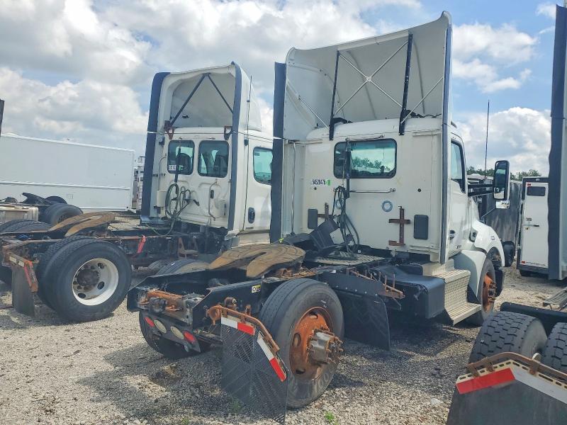 2017 Kenworth All other VIN 1XKYAP8X5HJ171685 COPART salvage auction — STRIPPED, CT, sold $1,450 on 2026-07-07 (photo 4)