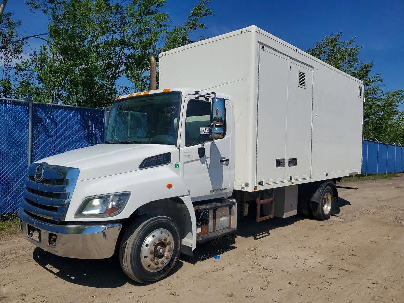 2016 Hino All other VIN 5PVNJ8JM3G4S50631 COPART salvage auction — NORMAL WEAR, NJ - CERTIFICATE OF TITLE (P), sold $925 on 2026-07-07 (photo 2)