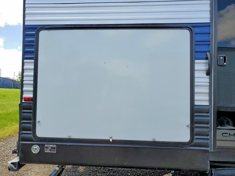 2022 Forest river cherokee VIN 4X4TCKE27NX156944 COPART salvage auction — NORMAL WEAR, AB - BOS - ACTIVE, sold $13,300 on 2026-07-28 (photo 9)