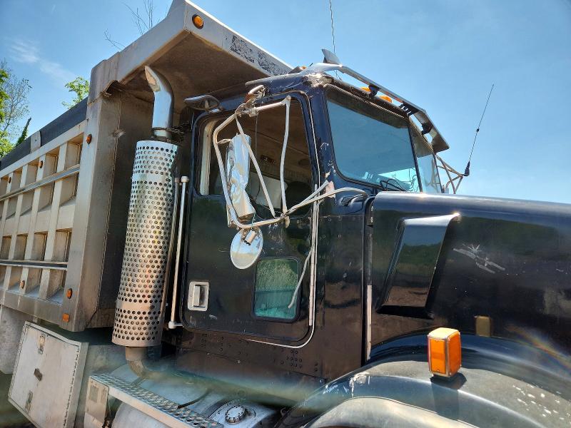 1999 Kenworth All other VIN 1NKDXUEX0XJ827302 COPART salvage auction — SIDE, PA - CERTIFICATE OF SALVAGE, sold $12,800 on 2026-07-08 (photo 9)