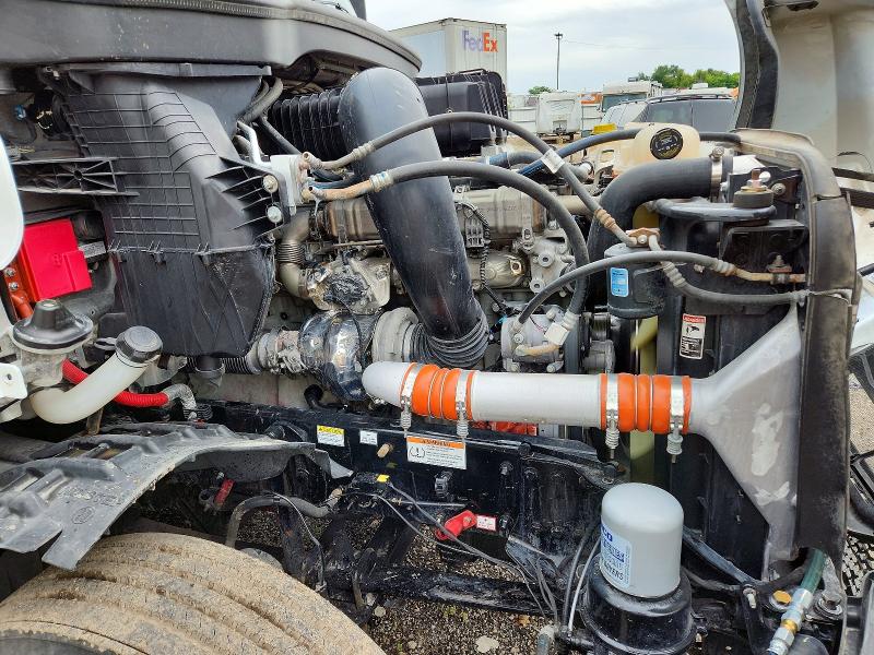 2025 Freightliner All other VIN 3AKJHHDR1SSVY4329 COPART salvage auction — NORMAL WEAR, CT, sold $70,500 on 2026-07-28 (photo 7)