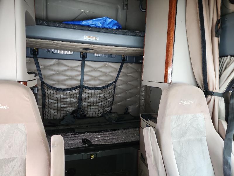 2018 Freightliner All other VIN 3AKJGHDV5JDJS2438 COPART salvage auction — MECHANICAL, ON - PERMIT NO BRAND - FIT, sold $1,300 on 2026-07-23 (photo 6)