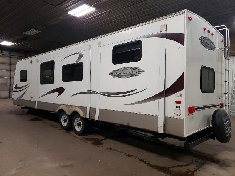 2006 Keystone Mountainee VIN 4YDT32P226F709328 COPART salvage auction — HAIL, MN - CERT OF TITLE-PRIOR SALVAGE, sold $2,650 on 2026-07-09 (photo 3)