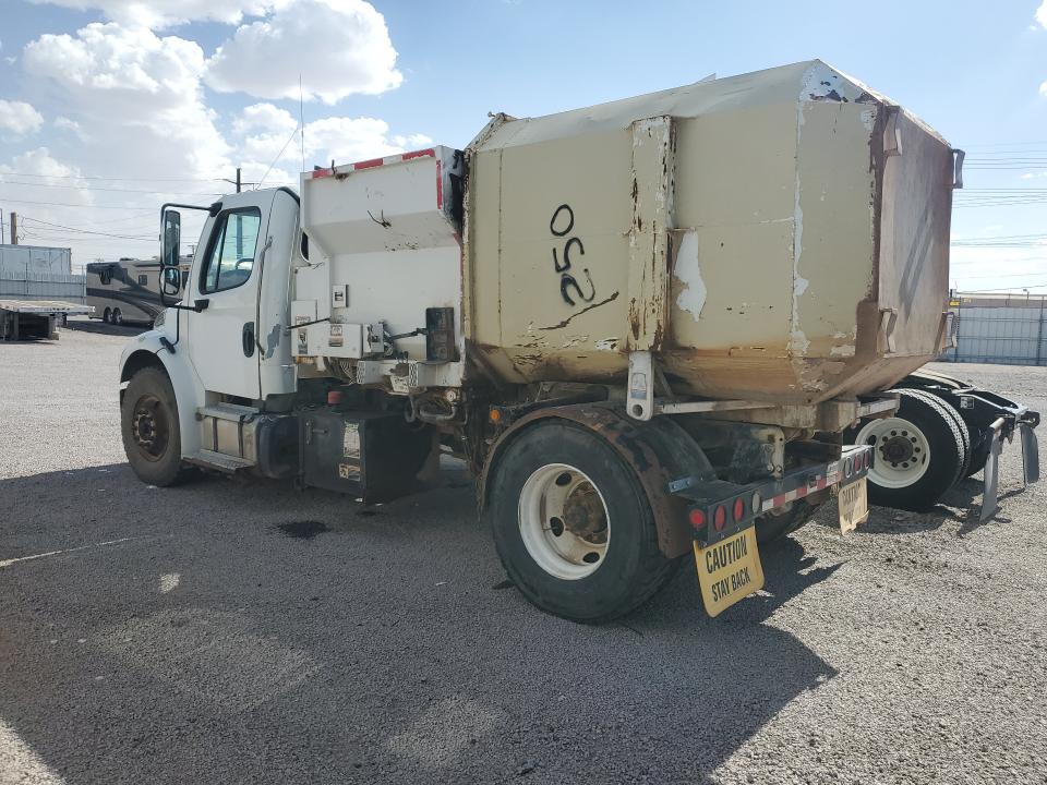 2016 Freightliner All other VIN 1FVACXDT1GHHB4937 COPART salvage auction — MINOR DENT/SCRATCHES, CD, sold $2,200 on 2026-08-14 (photo 2)
